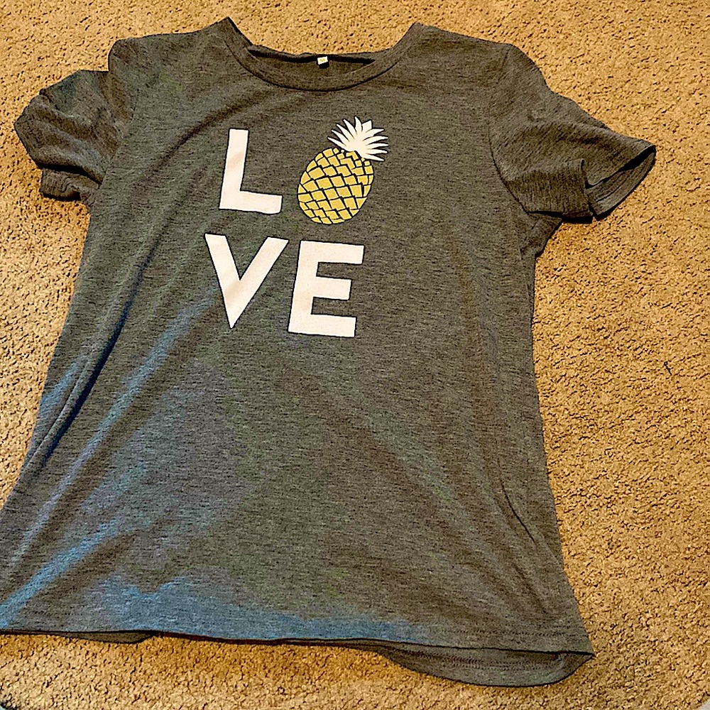 Grey t short short sleeve cute